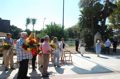 Ofrena floral al monument de Rafael Casanova