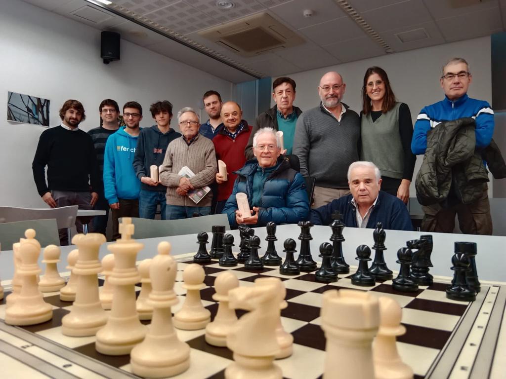 Rpides d'escacs amb el Club d'Escacs Llavaneres, dissabte 26 de novembre. Biblioteca Municipal