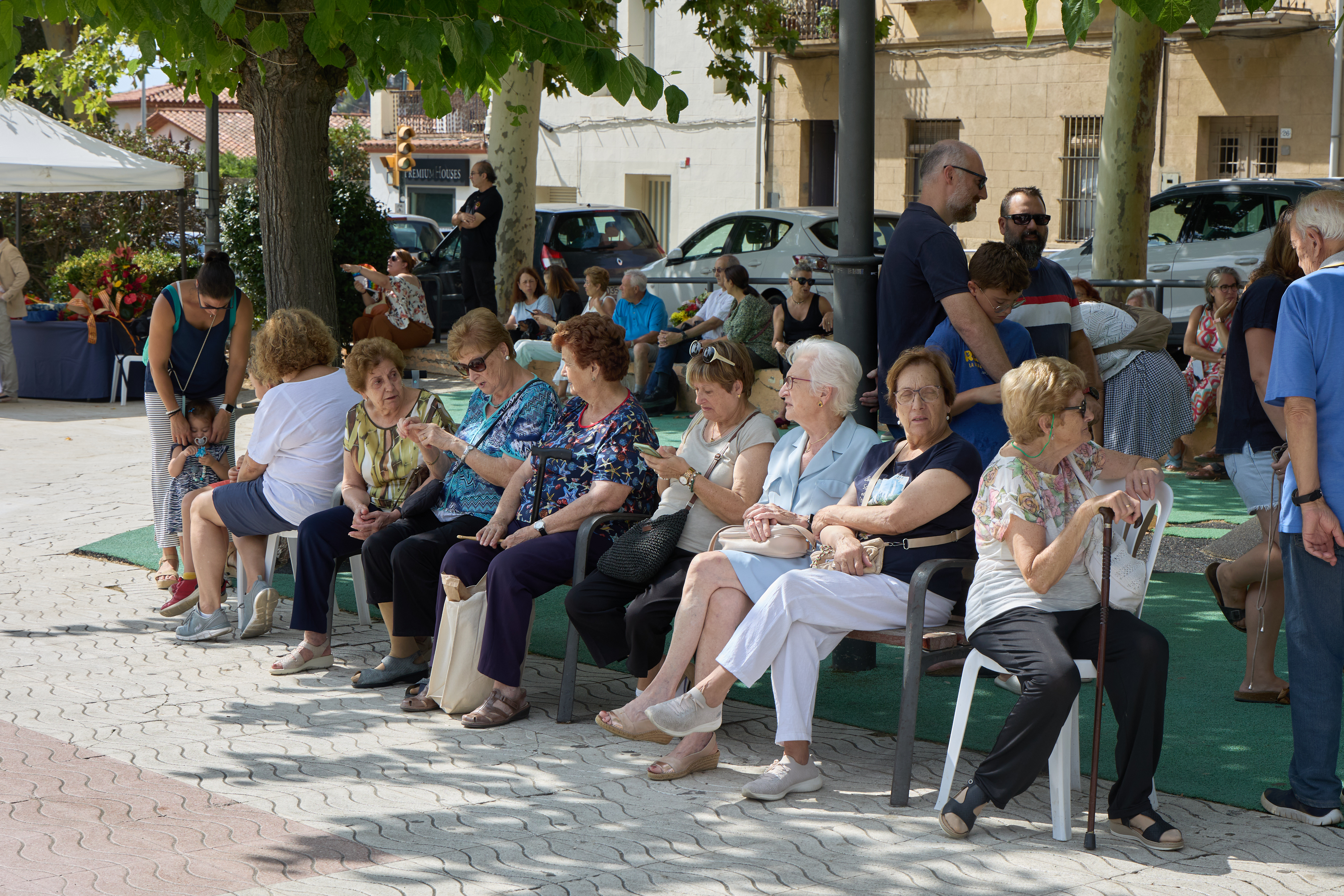 Diada Nacional de Catalunya a Llavaneres: sardanes i ofrena floral