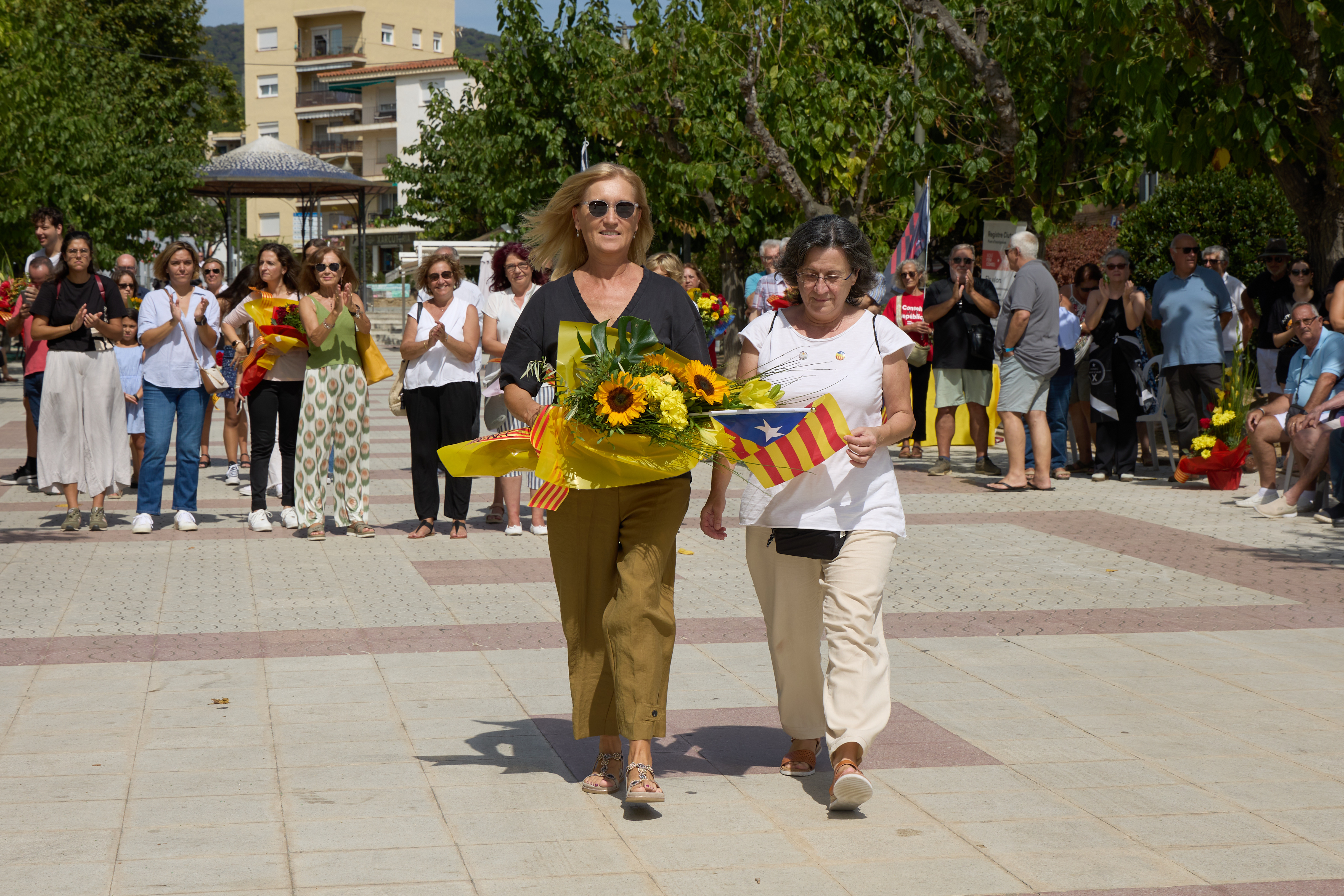 Diada Nacional de Catalunya a Llavaneres: sardanes i ofrena floral