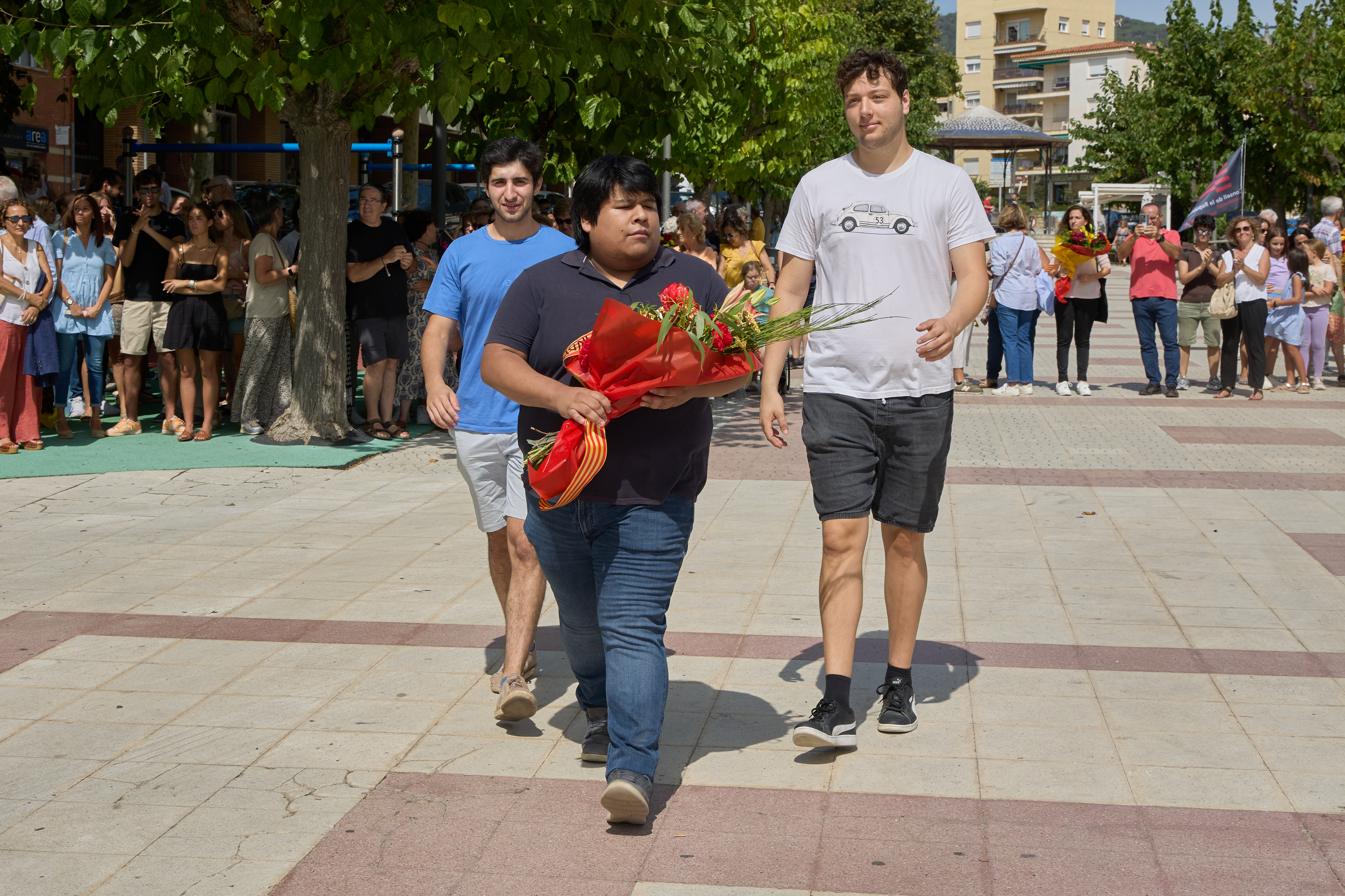 Diada Nacional de Catalunya a Llavaneres: sardanes i ofrena floral