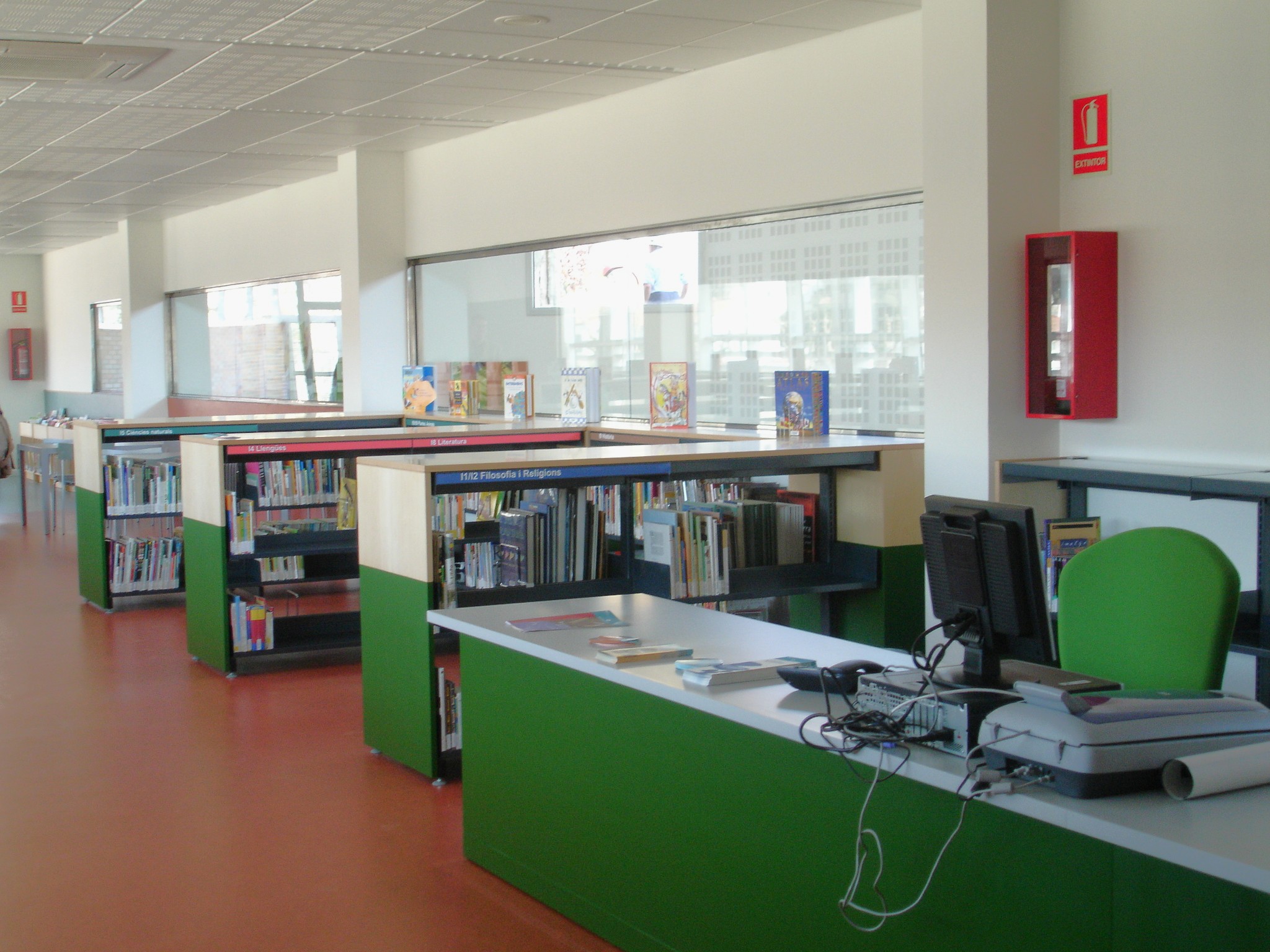 Inauguraci de l'edifici de la Biblioteca municipal de Llavaneres, 23 d'abril de 2005