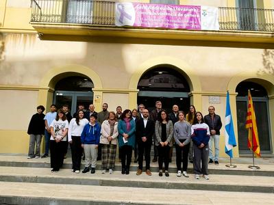 Lectura del Manifest del 25 N - Dia Internacional per a l'Eliminaci de la Violncia envers les Dones.