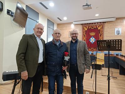 Felicitaci als Andreus i les Andrees