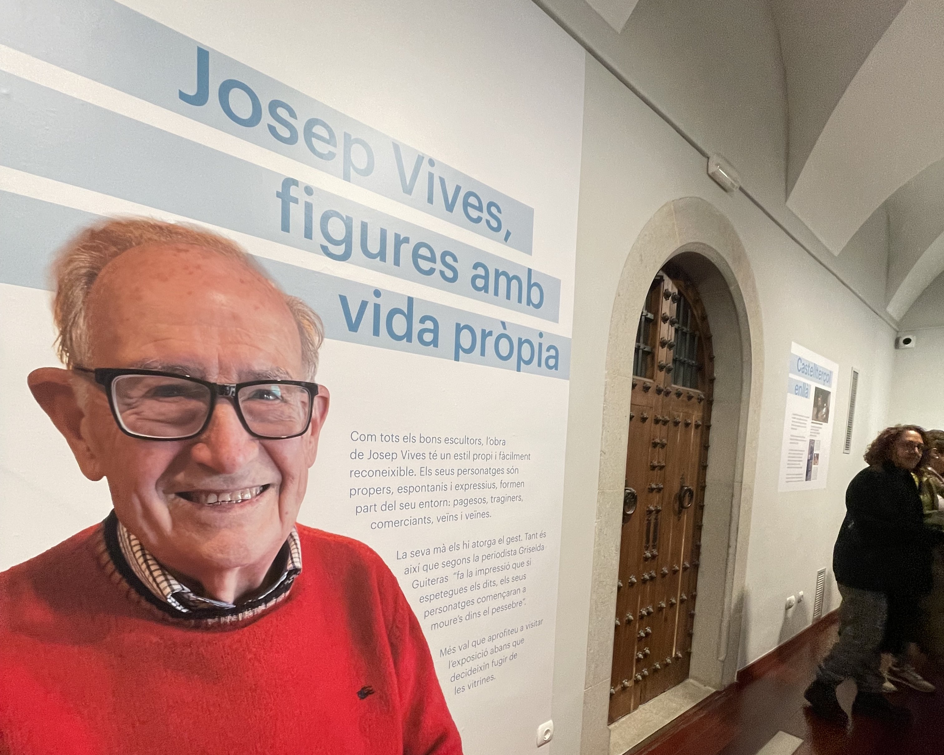 Inauguraci� de l'exposici� 'Josep Vives, figures amb vida pr�pia' al Museu de Llavaneres