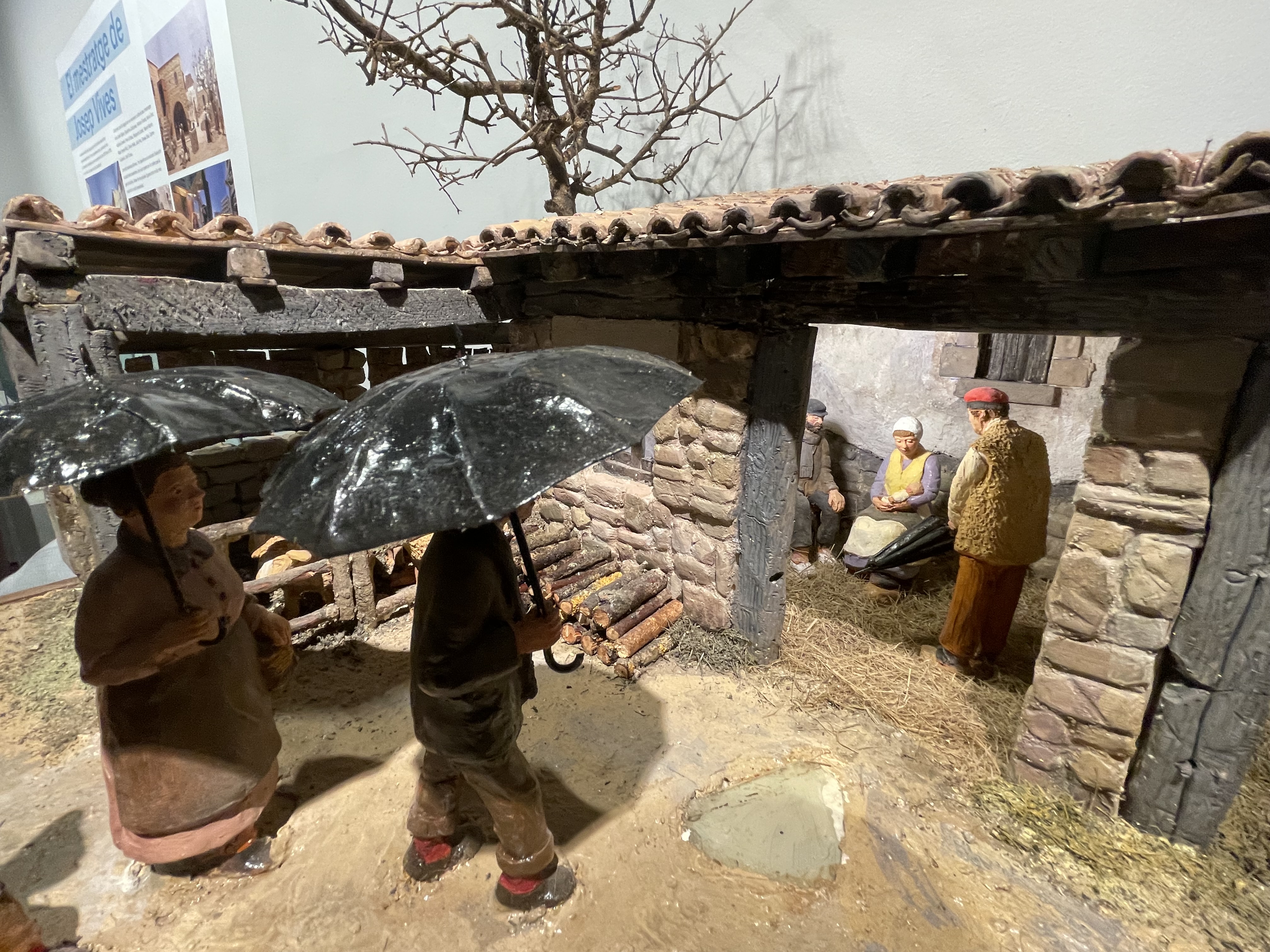 Inauguraci� de l'exposici� 'Josep Vives, figures amb vida pr�pia' al Museu de Llavaneres