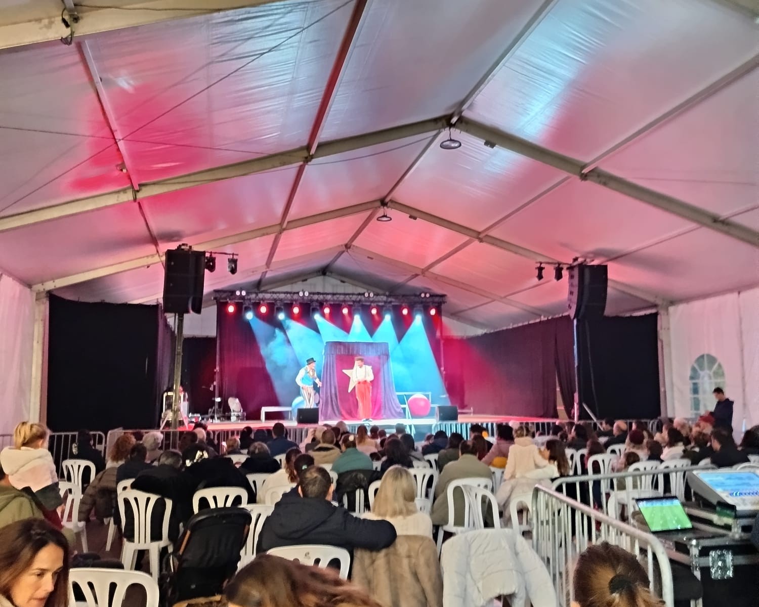 Espectacle 'Plis plas' de la Companyia Filigranes