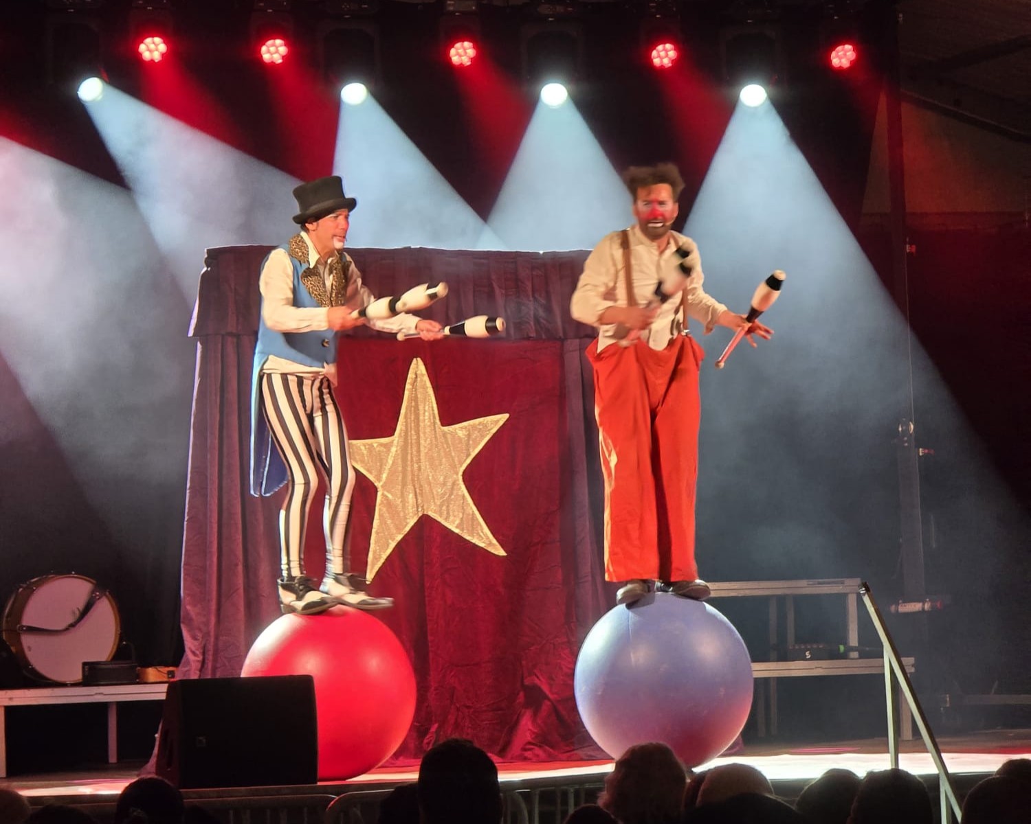 Espectacle 'Plis plas' de la Companyia Filigranes