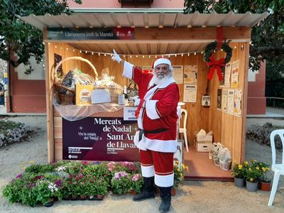 Parada de La Marat� de 3Cat al Mercat de Nadal.