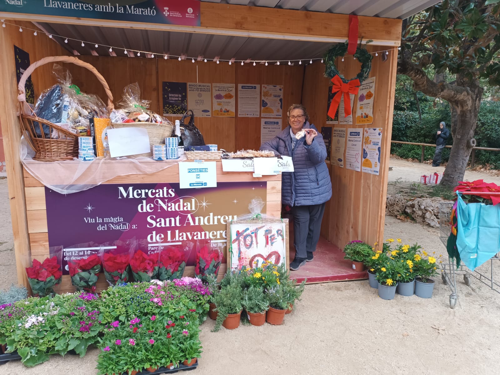 Parada de La Marat� de 3Cat al Mercat de Nadal.