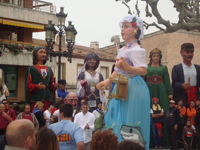 Ballada de gegants a la plaa de la Vila