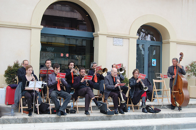 Sardanes a la plaa de la Vila