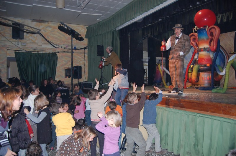 Espectacle infantil amb la companyia La Tal. Dissabte 27 de novembre