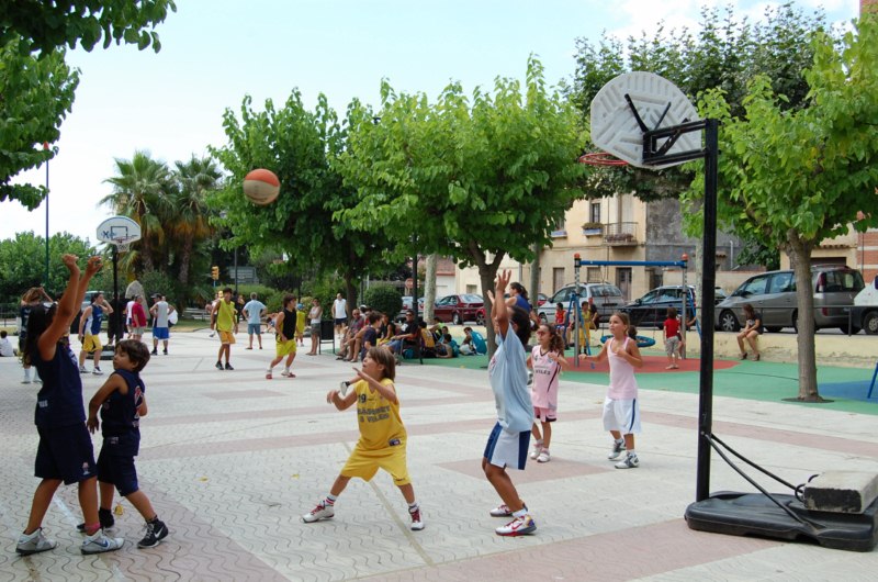 Festa del bsquet, diumenge 10 de juliol, al passeig de la Mare de Du de Montserrat