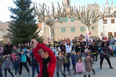 "Flashmob" a la plaa de la Vila, diumenge al mat