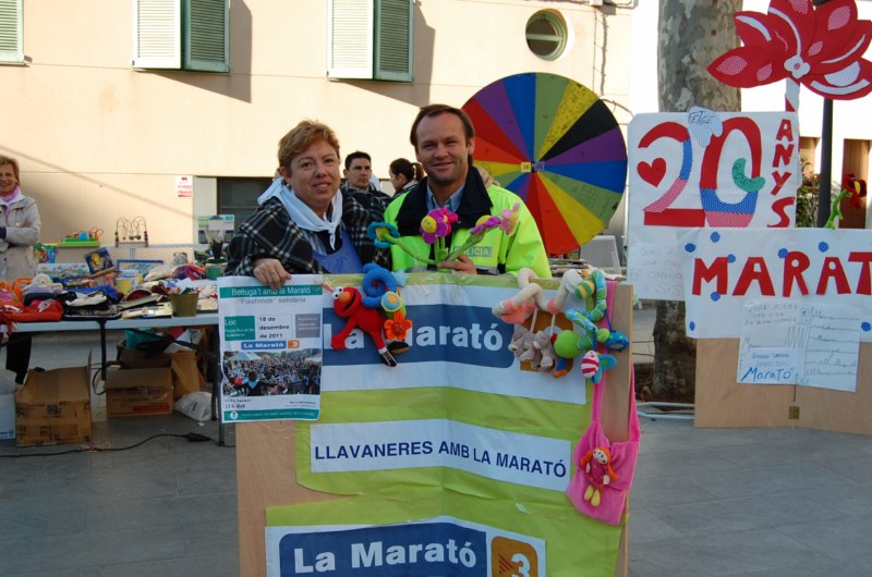 Tmbola solidria a la plaa de la Vila, diumenge al mat