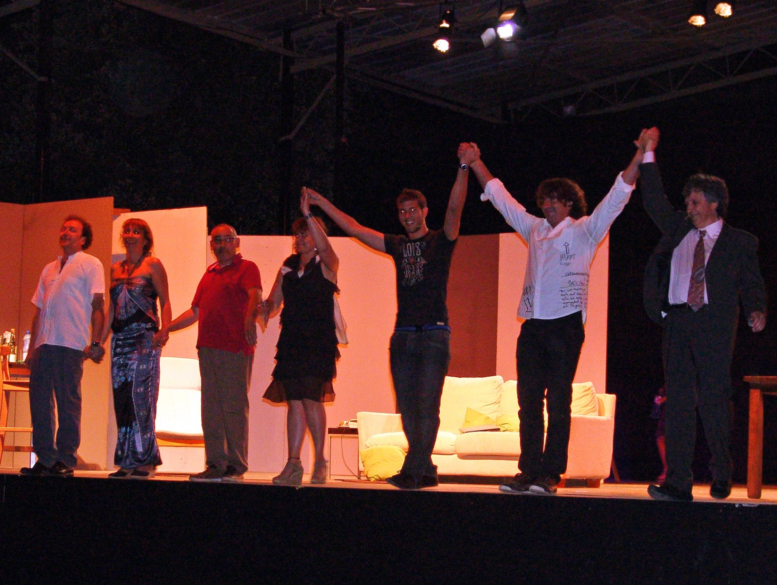 Teatre: "El sopar dels idiotes", diumenge 22 de juliol, a càrrec de la companyia Inestable d'El Casal
