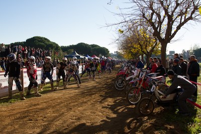 Tres Hores de Resistncia de Ciclomotors, diumenge 2 de desembre