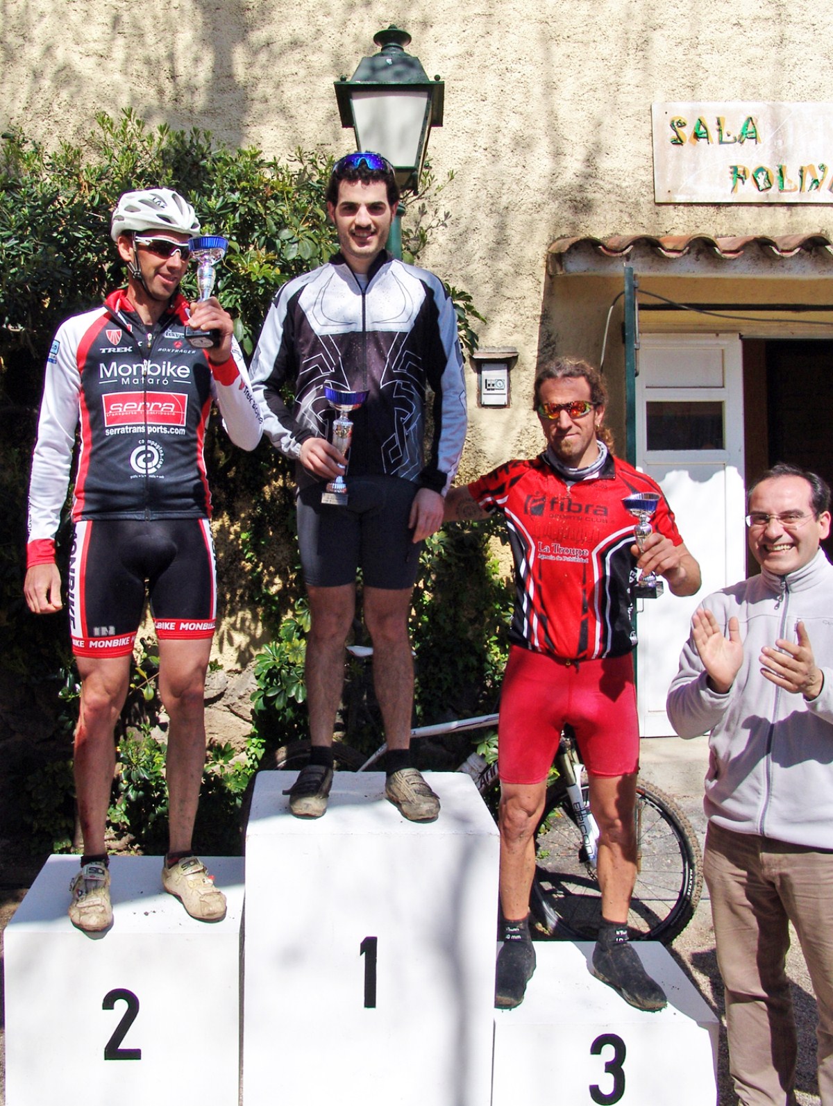 Lliurament de trofeus de l'11a Marxa BTT de Llavaneres