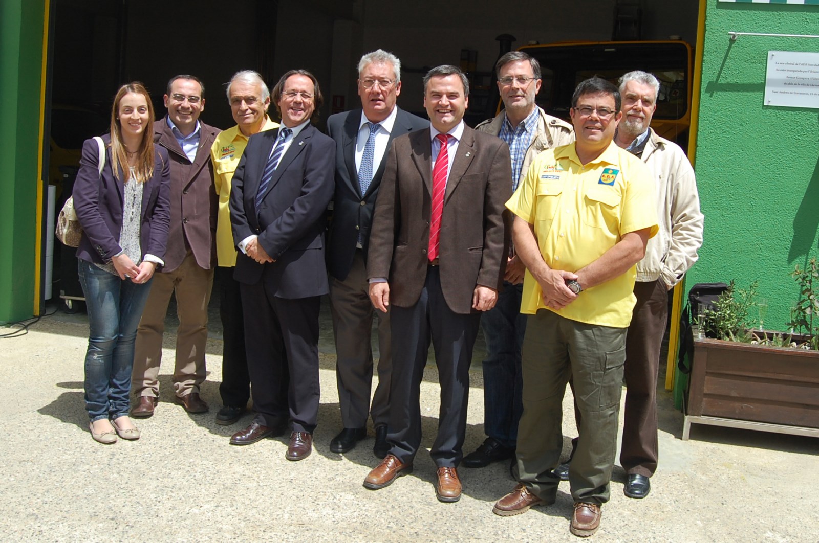 Responsables de l'ADF amb regidors de l'equip de govern de la corporaci�