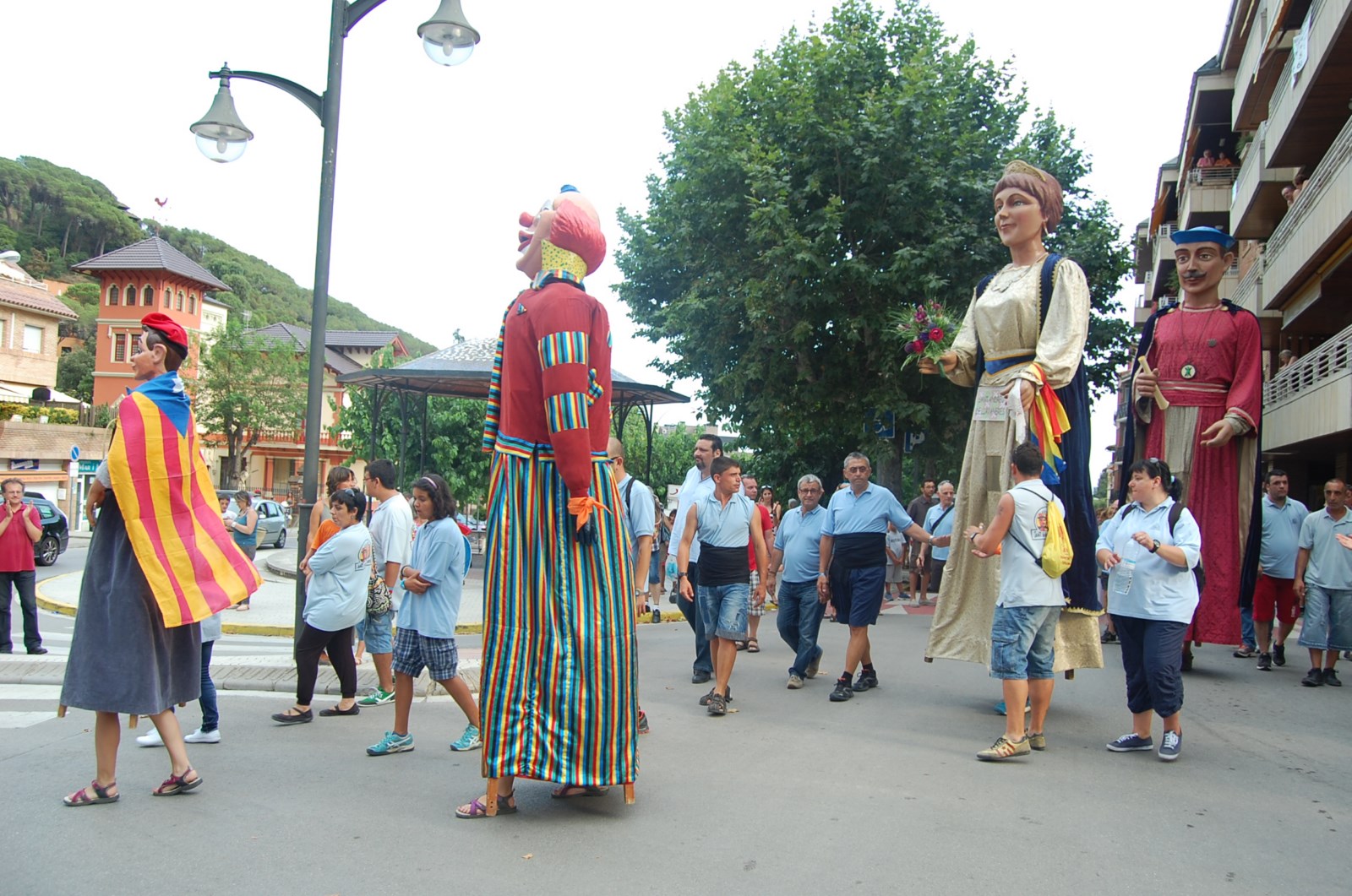 Trobada de gegants, dissabte 20 de juliol, pels carrers de la vila