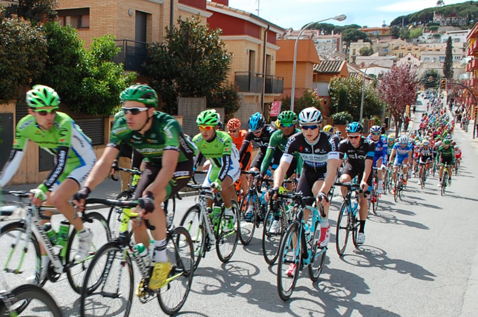 Pas de la Volta Ciclista a Catalunya per Llavaneres