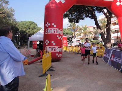 Arribada dels participants de la duatl� infantil, diumenge 2 de novembre