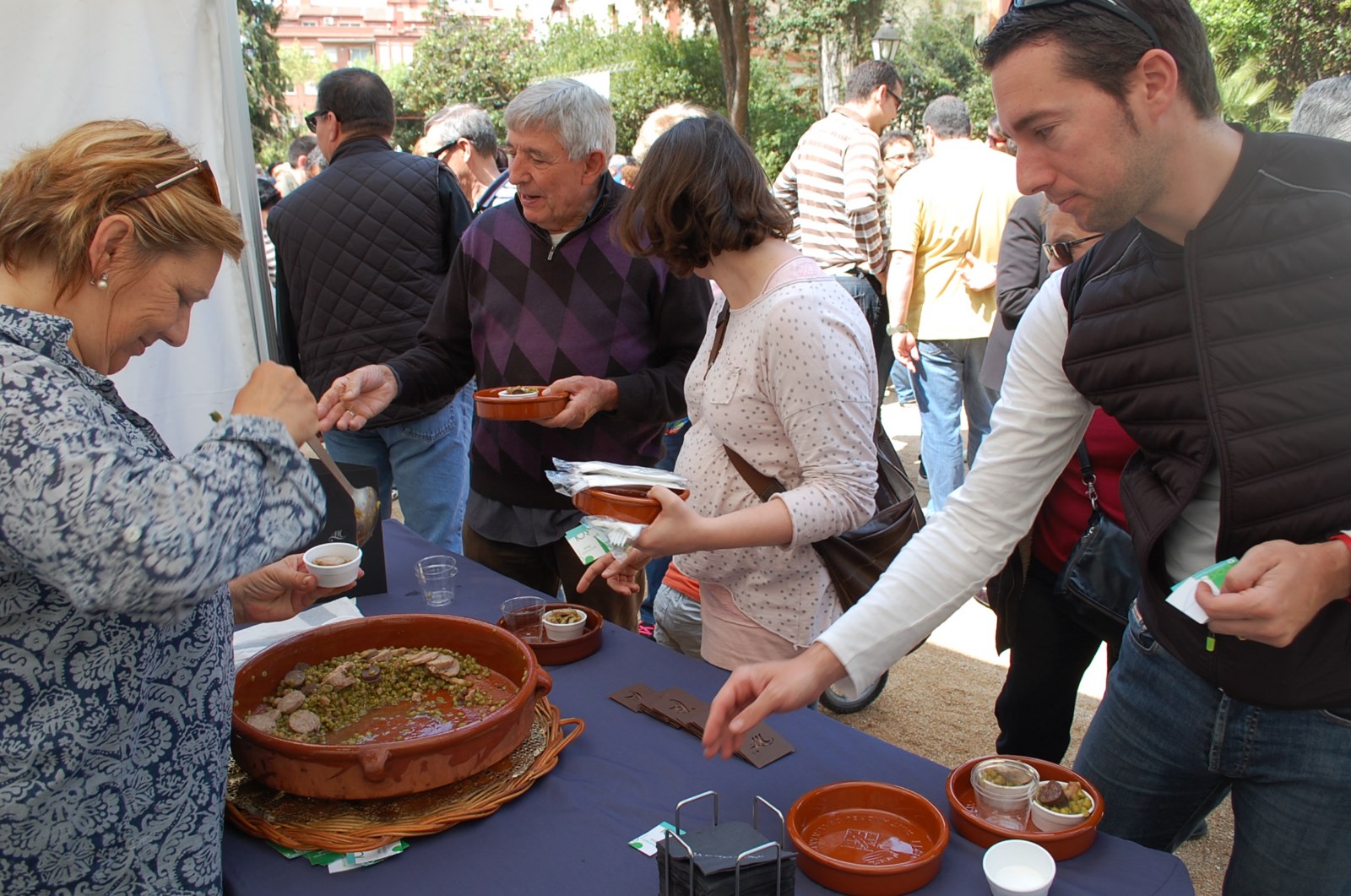 Degustaci popular de psol ofegat de Llavaneres, diumenge 19 d'abril