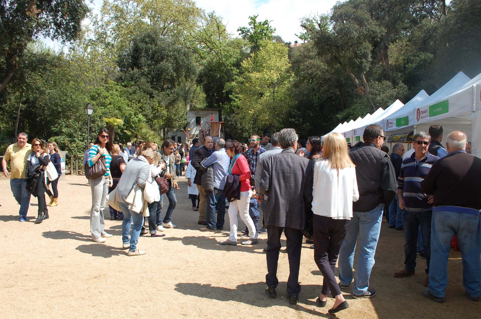 Ambient al parc de Ca l'Alfaro, diumenge 19 d'abril