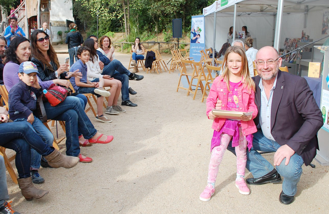 Lliurament dels premis de la Mostra Liter�ria 2015, al parc de Ca l'Alfaro, dissabte 18 d'abril