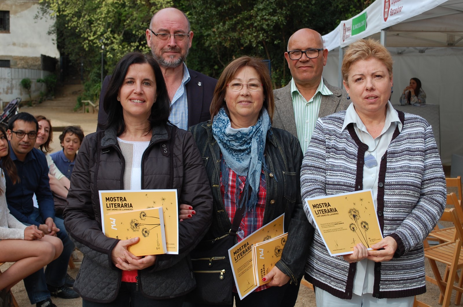 Lliurament dels premis de la Mostra Liter�ria 2015, al parc de Ca l'Alfaro, dissabte 18 d'abril