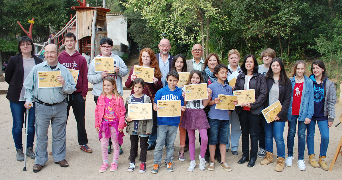 Lliurament dels premis de la Mostra Liter�ria 2015, al parc de Ca l'Alfaro, dissabte 18 d'abril
