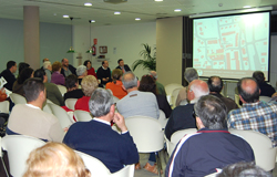 Reunió amb els veïns de Can Sanç Reunió amb els veïns de Can Sanç