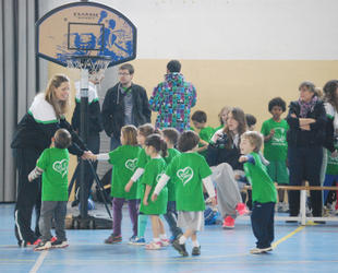 Trobada d'Escoles de B&agrave;squet a Llavaneres