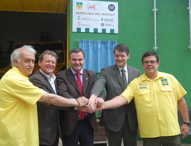 Inauguraci&oacute; de la nova seu de l'ADF: els alcaldes de les 3 Viles i els responsables de l'entitat