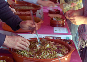 Degustaci&oacute; popular de p&egrave;sol garrofal
