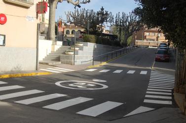 Passos de vianants acabats de pintar