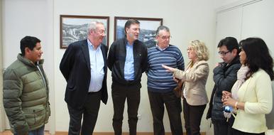 Visita de l'alcalde de Bol&iacute;via