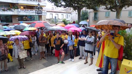 Concentraci&oacute; a la pla&ccedil;a de la Vila, a favor de la consulta del 9N. Dimarts 30 de setembre