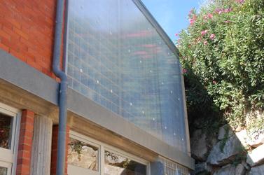 Reparaci&oacute; d'una paret del pati d'infantil del Sant Andreu