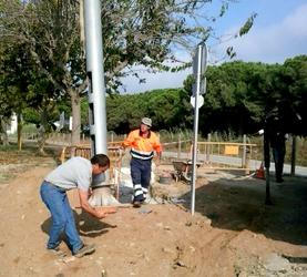 Can Pi. Instal&middot;laci&oacute; del nou punt de llum