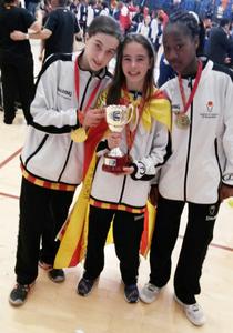 Jugadores del Femen&iacute; Maresme B&agrave;squet al Campionat d'Espanya mini