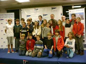 Foto de grup del primer equip de la classe Optimist.