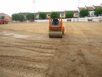 Actuaci&oacute; a l'antic camp de futbol