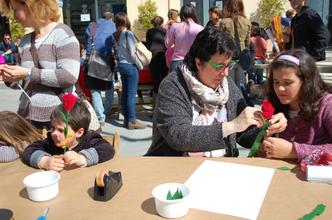 Taller de roses de Sant Jordi