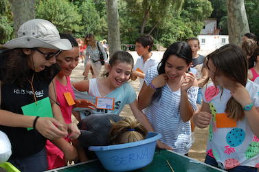 Llavaenglish day