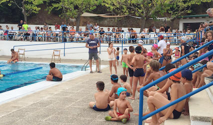Cloenda dels cursos de piscina