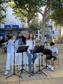 Actuació de l'Escola de Música, diumenge a la tarda.