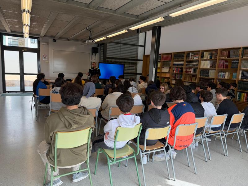 Sessi&oacute; de seguretat a les xarxes