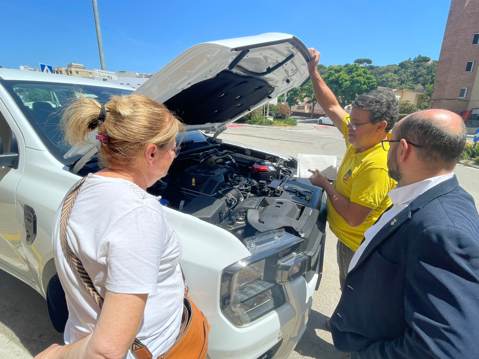 Cessi� d'un vehicle per a l'ADF